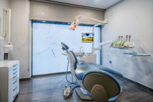 implantes dentales en valencia